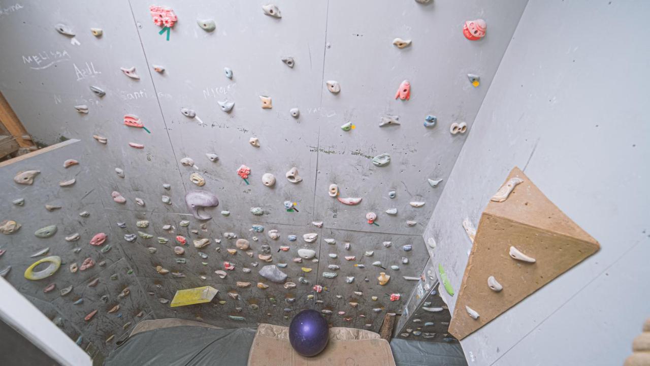 Hostal Climb House Puerto Varas Buitenkant foto