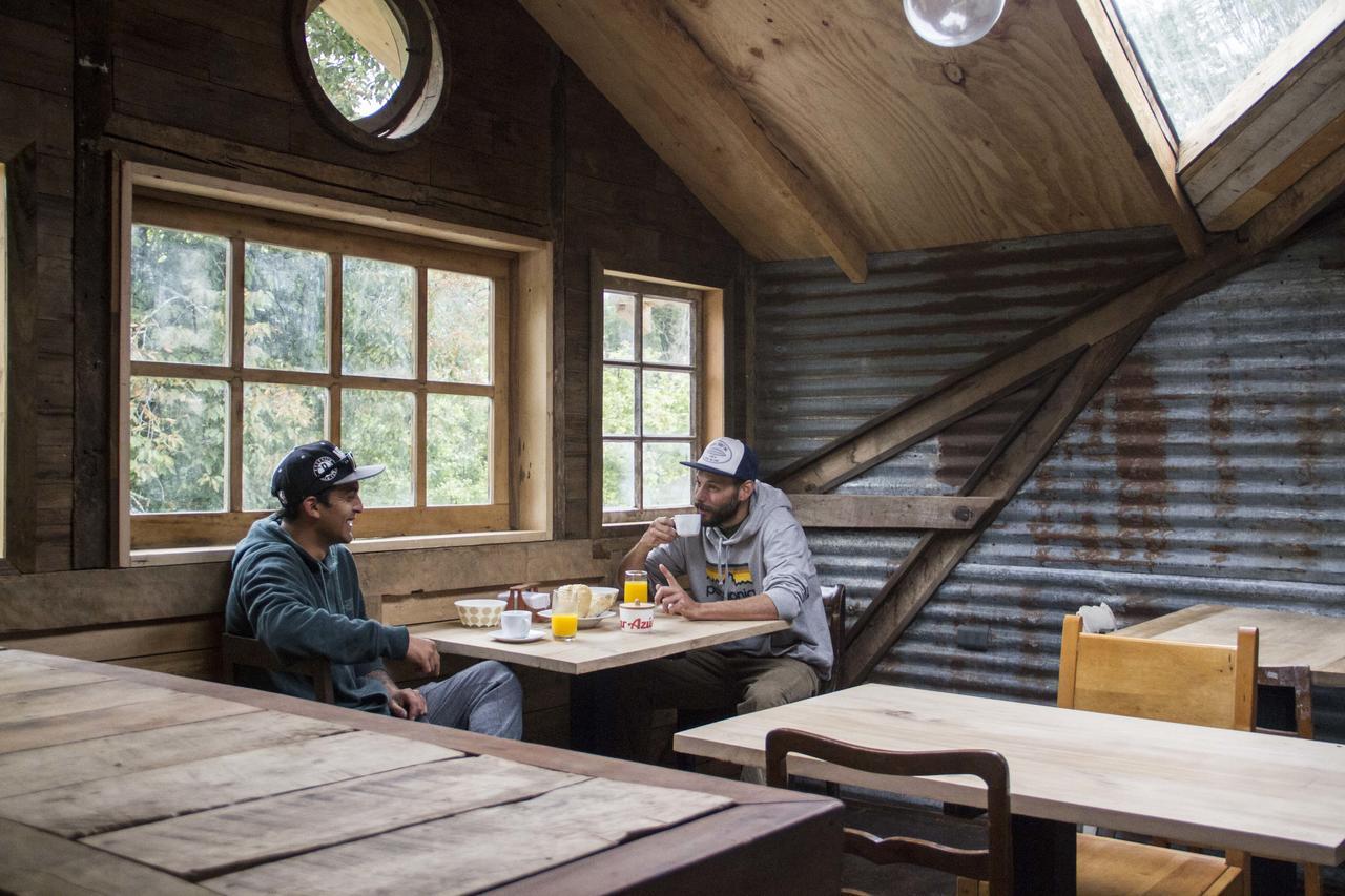 Hostal Climb House Puerto Varas Buitenkant foto
